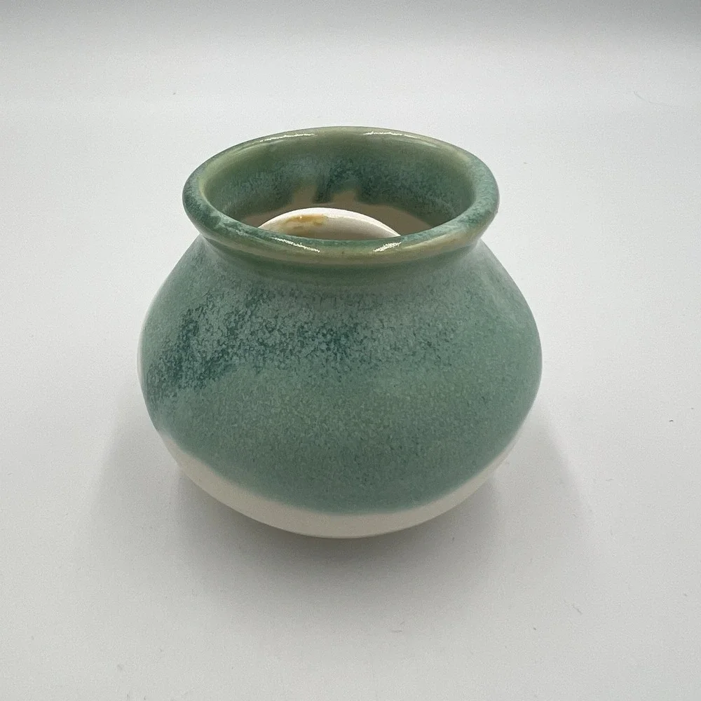 Ceramic Egg Separator Green White Face Design Kitchen Gadget 3